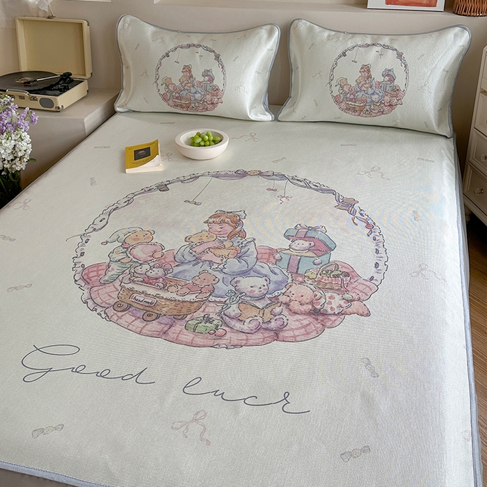 91家纺网 家纺一手货源 找家纺 萝莉家纺 2024新款大版冰丝凉席床席床笠款 我和我的玩具小熊们-床笠款