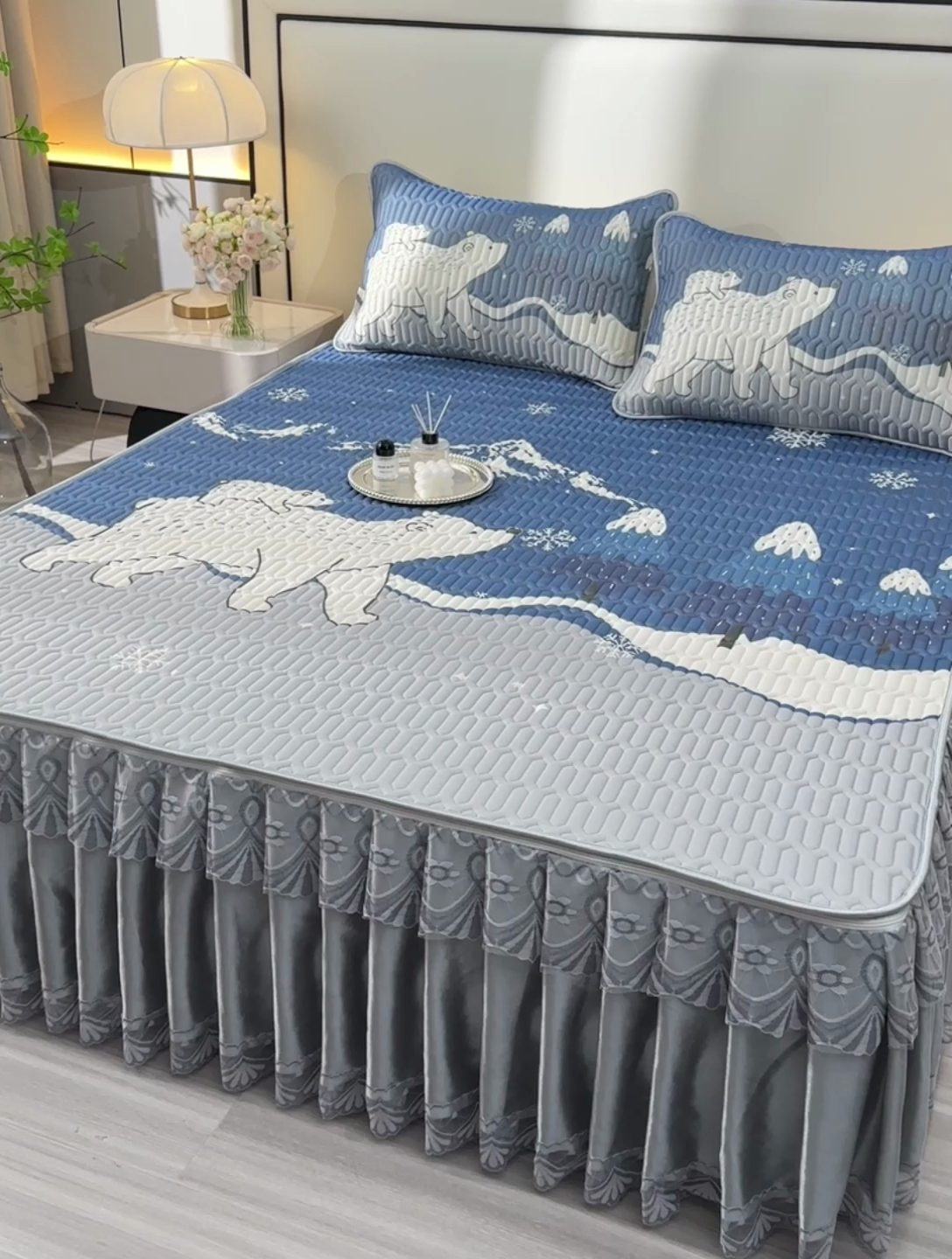 91家纺网 家纺一手货源 找家纺 诺梵 2024年新款可拆卸乳胶凉席三件套床裙款 北极熊