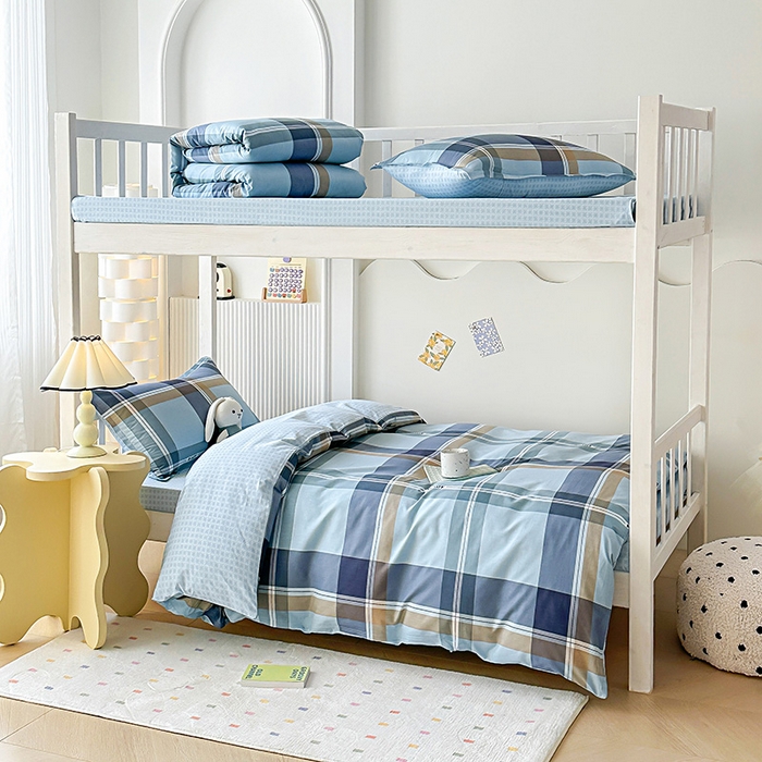 91家纺网 家纺一手货源 找家纺 棉造2023新款13372纯棉学生宿舍上下床套件全棉三件套六件套蓝色梦想