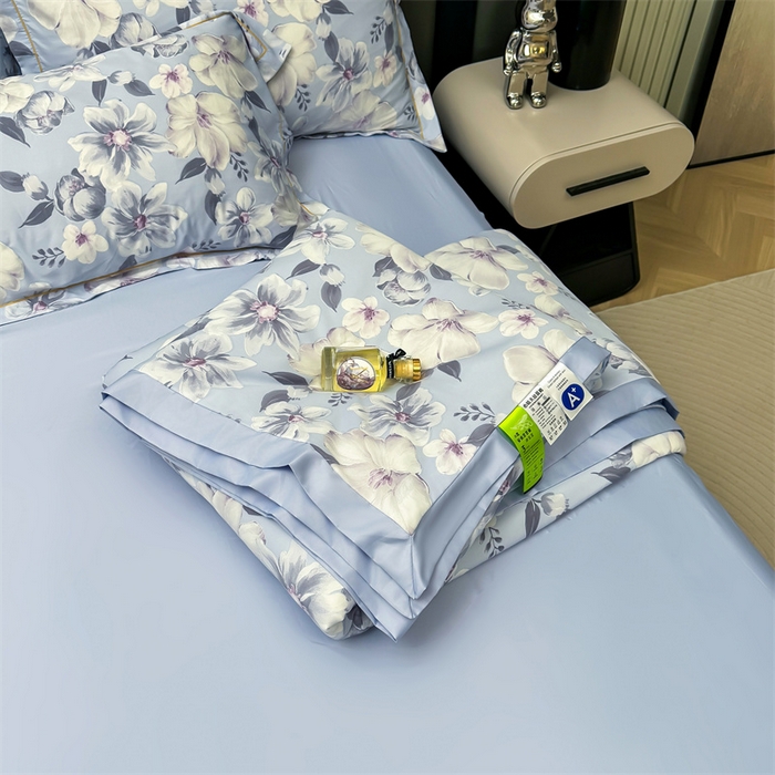 91家纺网 家纺一手货源 找家纺 满羽家纺 2024热款冰丝绸冰豆豆被夏被四件套凉感空调被 馨语 浅紫