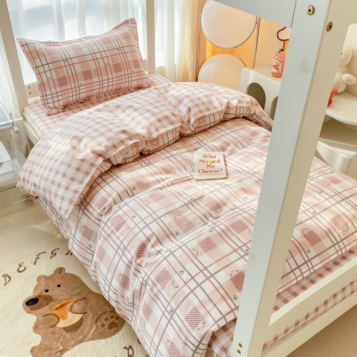 91家纺网 家纺一手货源 找家纺 棉造2023新款13372纯棉学生宿舍上下床套件全棉三件套六件套甜咪咪