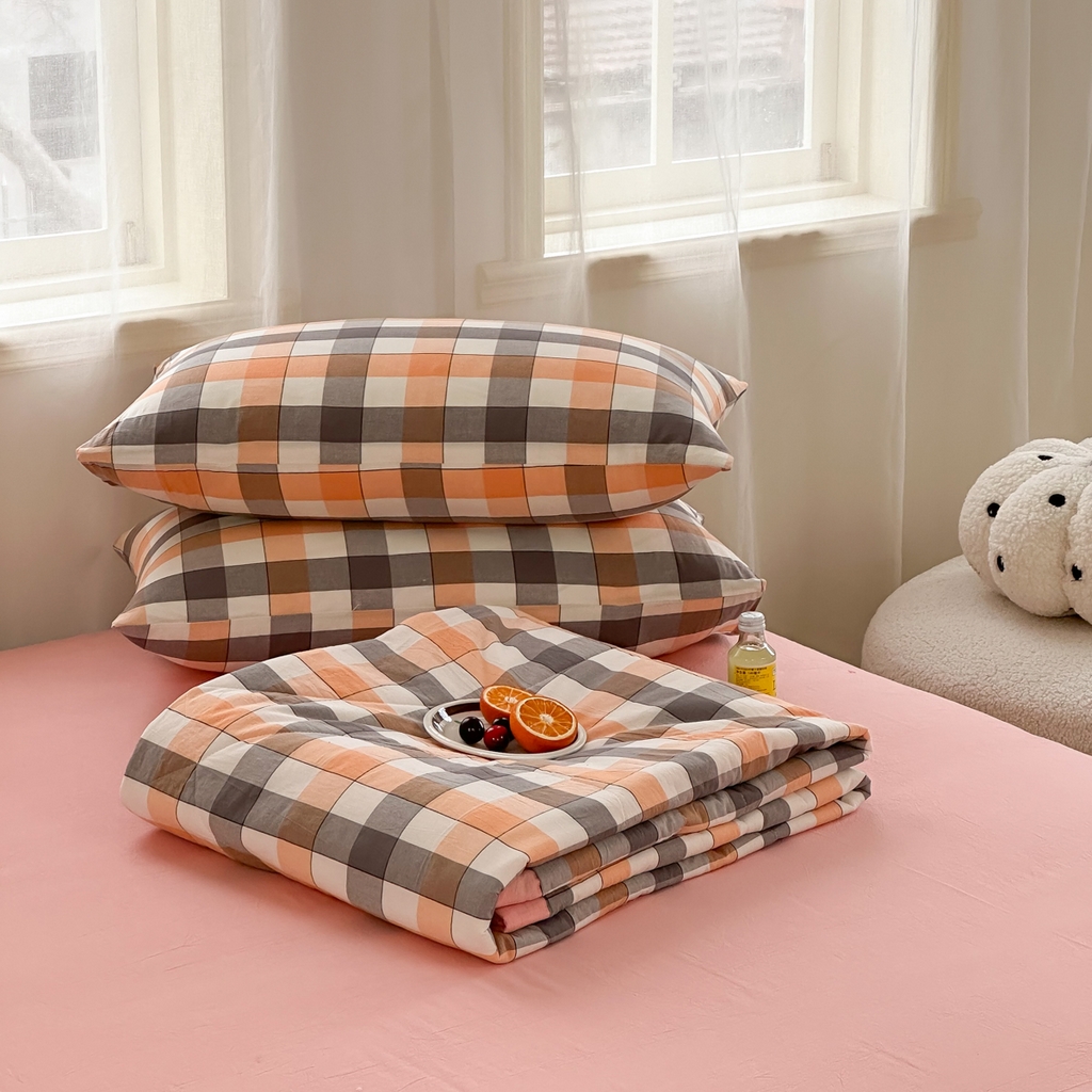 91家纺网 家纺一手货源 找家纺 棉邦 2024新款全棉水洗棉色织夏被四件套 桔方格粉