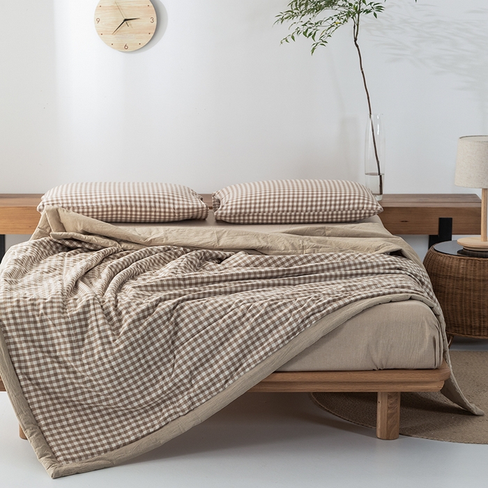 91家纺网 家纺一手货源 找家纺 棉邦 2024新款全棉水洗棉色织夏被四件套 米小格