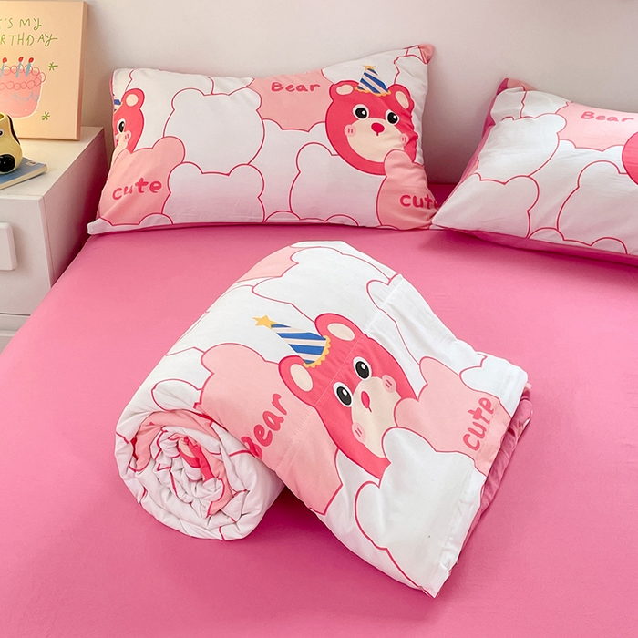 91家纺网 家纺一手货源 找家纺 卡斯诺家纺馆 2025新款水洗云朵棉夏被（下载包包含买家秀） 可爱萌熊