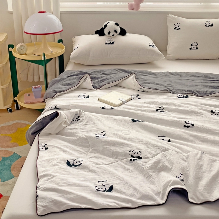 91家纺网 家纺一手货源 找家纺 海岛哥哥 2024新款水洗双层纱超柔单夏被嵌绳款 小熊宝宝