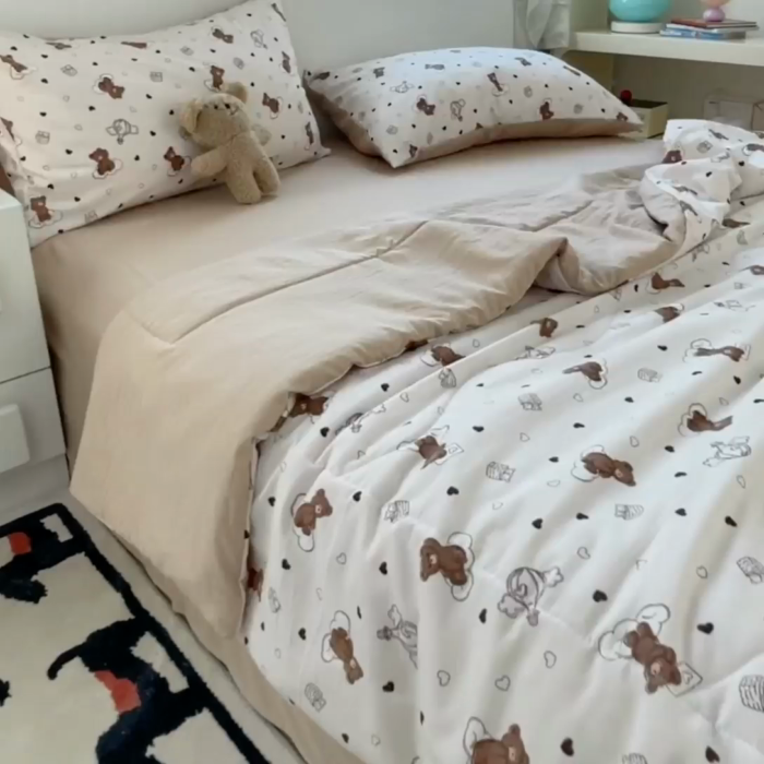 91家纺网 家纺一手货源 找家纺 卡斯诺家纺馆 2025新款水洗云朵棉夏被（下载包包含买家秀） 云朵小熊