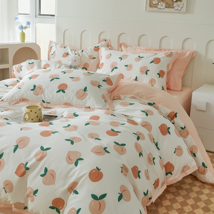 91家纺网 家纺一手货源 找家纺 薏思家纺 2025新款50支新疆云小棉-工艺款四件套 桃小姐-粉