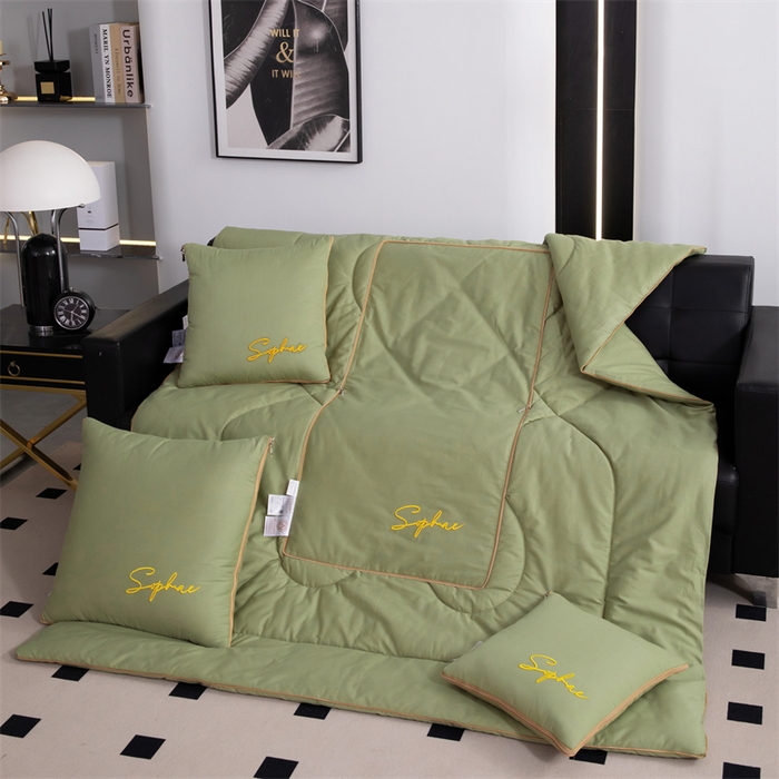 91家纺网 家纺一手货源 找家纺 照世家纺 2024新款时尚简约抗菌棉抱枕被 嫩绿