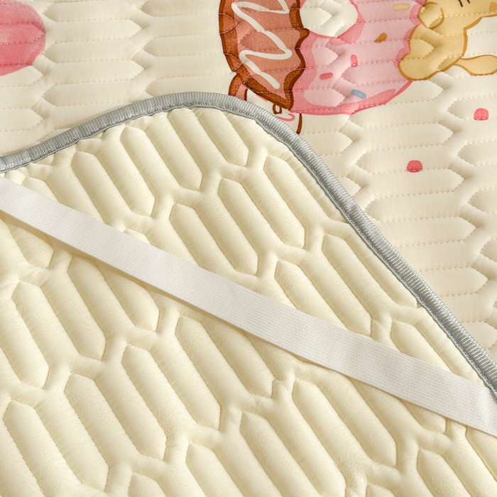 91家纺网 家纺一手货源 找家纺 贝扬思家纺 2024新款BYS凉感丝乳胶凉席 夹心甜圈