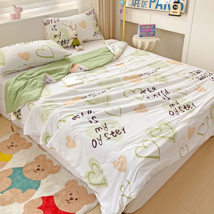 91家纺网 家纺一手货源 找家纺 海岛哥哥 2024新款水洗双层纱超柔单夏被嵌绳款 遇见浪漫