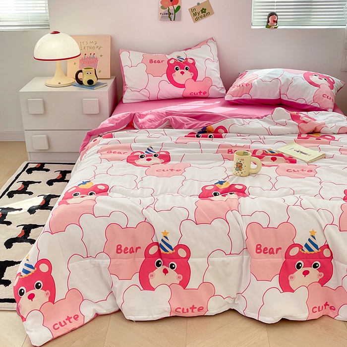 91家纺网 家纺一手货源 找家纺 卡斯诺家纺馆 2025新款水洗云朵棉夏被（下载包包含买家秀） 可爱萌熊