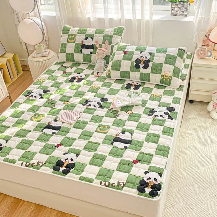 91家纺网 家纺一手货源 找家纺 萌飞2024新款全棉新疆棉花夹棉床垫加厚床褥垫被三件套印花 安逸胖达