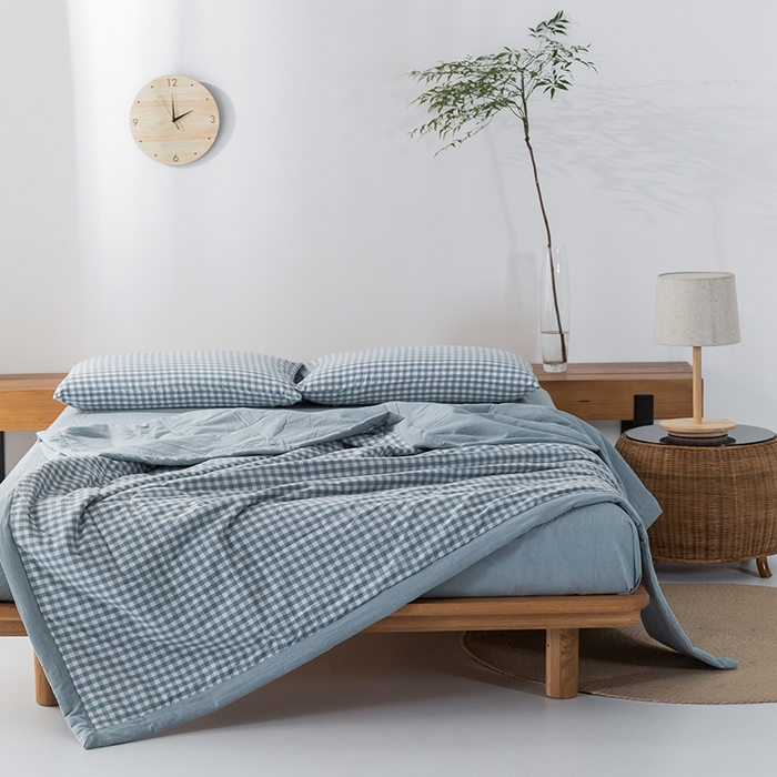 91家纺网 家纺一手货源 找家纺 棉邦 2024新款全棉水洗棉色织夏被四件套 天蓝小格