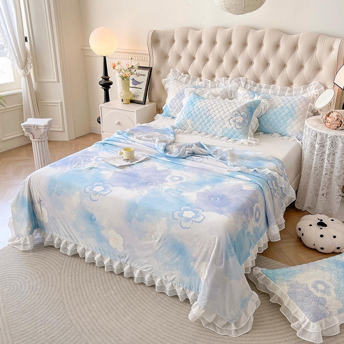 91家纺网 家纺一手货源 找家纺 虹星家纺 2024新款凉感丝印花可拆床裙套件-夏被凉席四件套 花花梦境