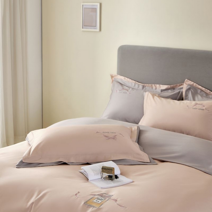 91家纺网 家纺一手货源 找家纺 （总）LADY COCO 2024新款全棉翻盖式三边拉链四件套-东方好棉香水瓶系列