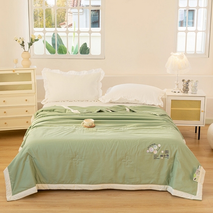 91家纺网 家纺一手货源 找家纺 澳洲羽 2024新款泡芙棉夏被 抹茶绿