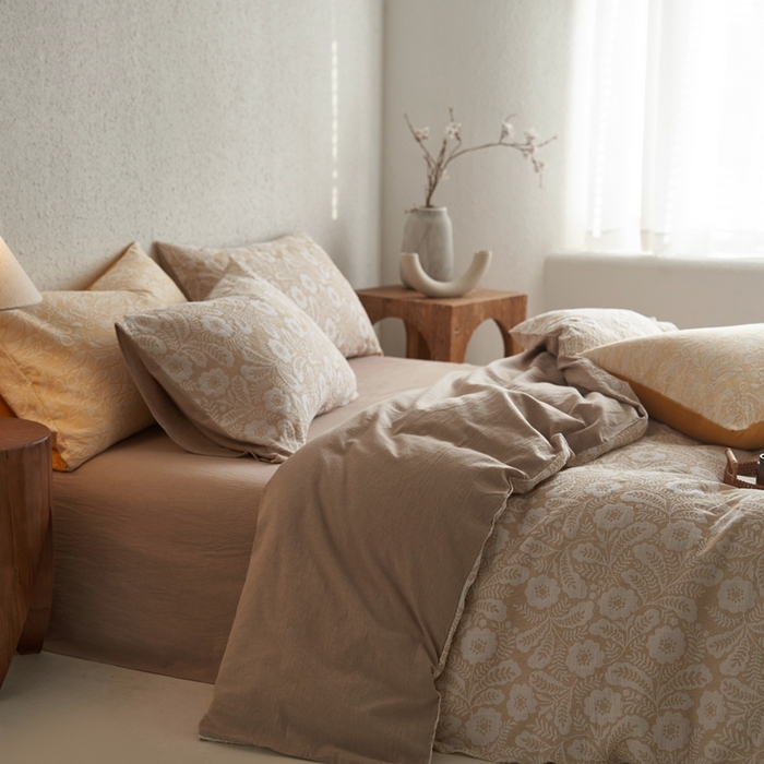 91家纺网 家纺一手货源 找家纺 （总）安莱生活 2025新款凤尾花语色织双层纱大提花基础款四件套