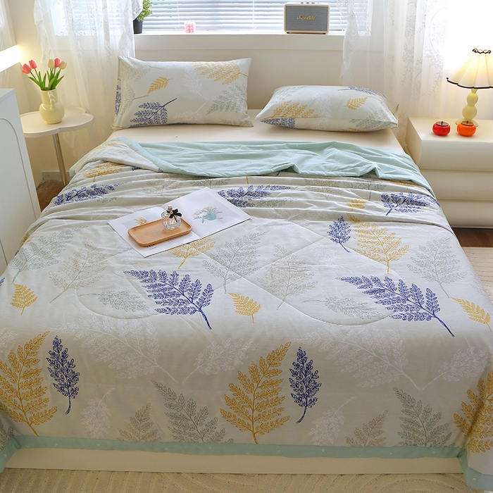 91家纺网 家纺一手货源 找家纺 金柚子2024新款全棉印花夏凉被 羽叶漫漫-米