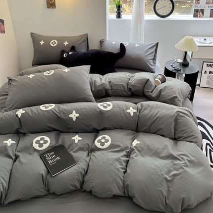 91家纺网 家纺一手货源 找家纺 （总）耀达家居 2024新款ins毛巾绣水洗棉四件套