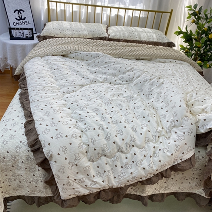 91家纺网 家纺一手货源 找家纺 暖居 2024新款豆豆被四件套 贝贝熊