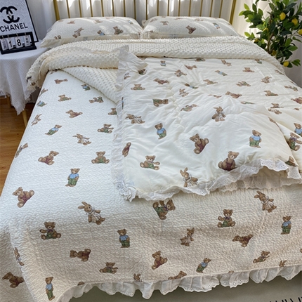91家纺网 家纺一手货源 找家纺 暖居 2024新款豆豆被四件套 熊和兔子