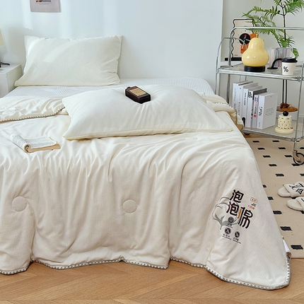 91家纺网 家纺一手货源 找家纺 TT.one 塔塔家居 2025新款云朵泡泡棉贝壳边大豆夏被 泡泡白