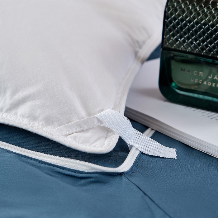 91家纺网 家纺一手货源 找家纺 LADY COCO 2024新款全棉翻盖式三边拉链四件套-东方好棉冠军熊系列 蓝色