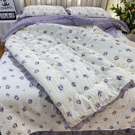 91家纺网 家纺一手货源 找家纺 暖居 2024新款豆豆被四件套 葡萄紫色