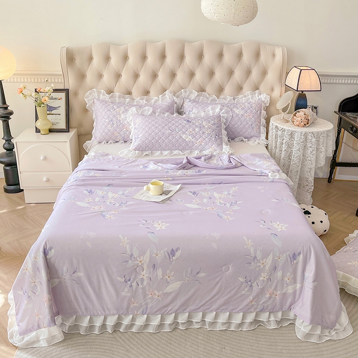 91家纺网 家纺一手货源 找家纺 虹星家纺 2024新款凉感丝印花可拆床裙套件-夏被凉席四件套 梦境幻影