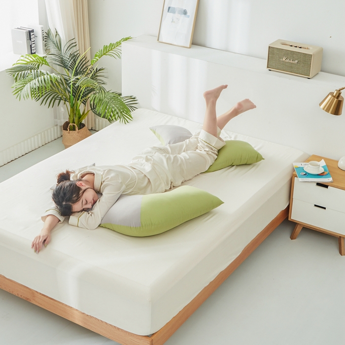 91家纺网 家纺一手货源 找家纺 （总）星芯合家纺 2024新款懒床熟睡陪伴抱枕L型 拼色款