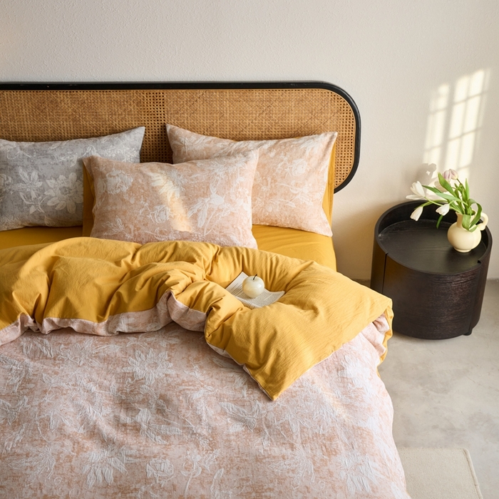 91家纺网 家纺一手货源 找家纺 安莱生活 2025新款蔷薇物语色织双层纱大提花基础款四件套 蔷薇物语-姜黄