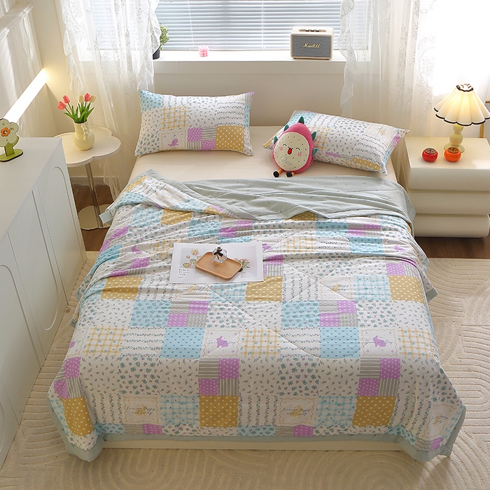 91家纺网 家纺一手货源 找家纺 金柚子2024新款全棉印花夏凉被 温馨花园-绿