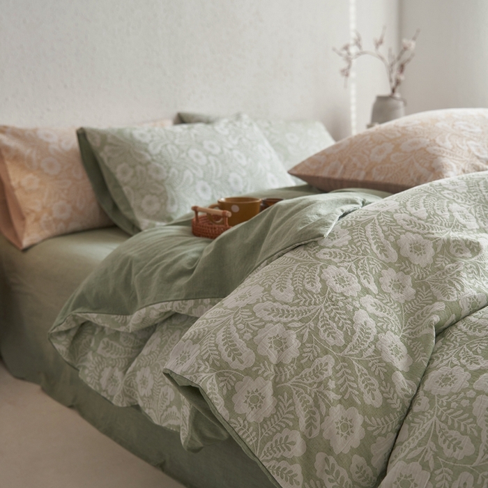 91家纺网 家纺一手货源 找家纺 安莱生活 2025新款凤尾花语色织双层纱大提花基础款四件套 凤尾花语-嫩绿