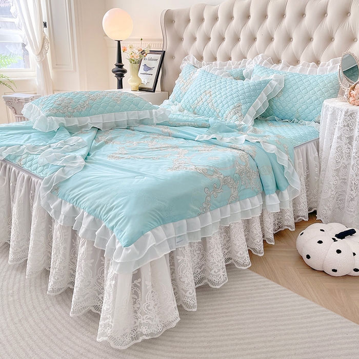 91家纺网 家纺一手货源 找家纺 虹星家纺 2024新款凉感丝印花可拆床裙套件-夏被凉席四件套 罗马之恋