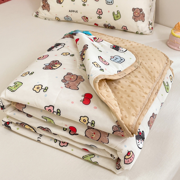 91家纺网 家纺一手货源 找家纺 美梦里 2024新款凉豆豆夏被空调被印花卡通库洛米夏凉被子 动物派对