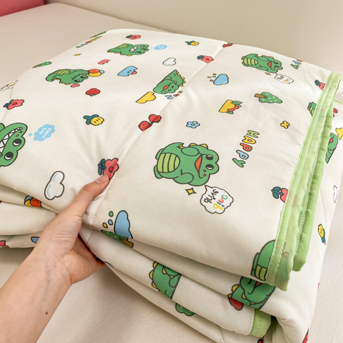 91家纺网 家纺一手货源 找家纺 美梦里 2024新款凉豆豆夏被空调被印花卡通库洛米夏凉被子 呆萌恐龙