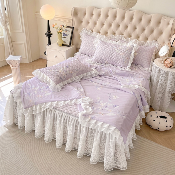 91家纺网 家纺一手货源 找家纺 虹星家纺 2024新款凉感丝印花可拆床裙套件-夏被凉席四件套 梦境幻影