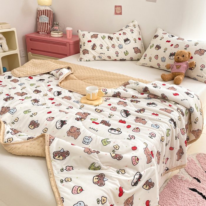 91家纺网 家纺一手货源 找家纺 美梦里 2024新款凉豆豆夏被空调被印花卡通库洛米夏凉被子 动物派对