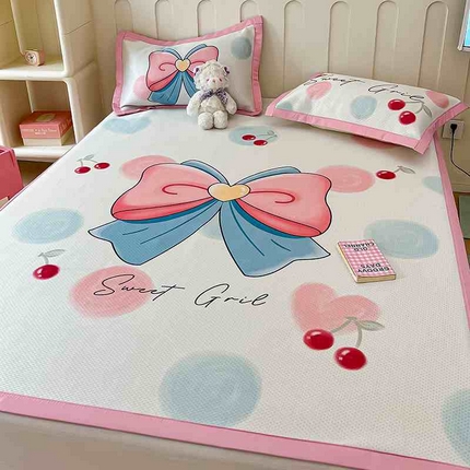 91家纺网 家纺一手货源 找家纺 （总）摩妮卡 2025新款A类卡通大版碳光冰丝凉席三件套