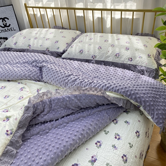 91家纺网 家纺一手货源 找家纺 暖居 2024新款豆豆被四件套 葡萄紫色