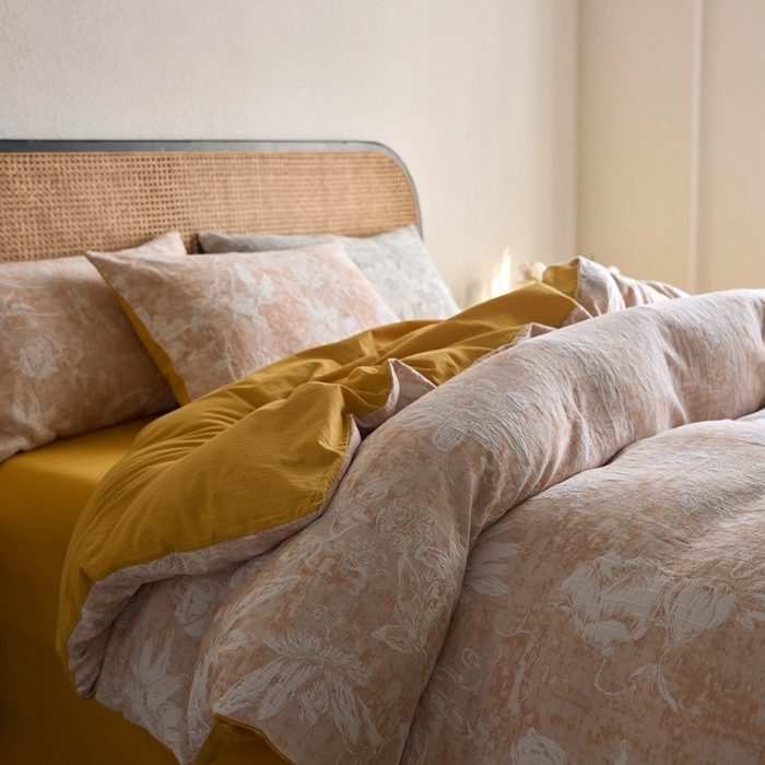 91家纺网 家纺一手货源 找家纺 安莱生活 2025新款蔷薇物语色织双层纱大提花基础款四件套 蔷薇物语-姜黄