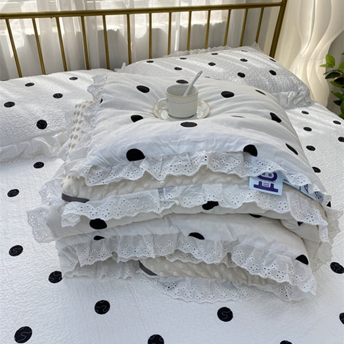 91家纺网 家纺一手货源 找家纺 暖居 2024新款豆豆被四件套 波点白