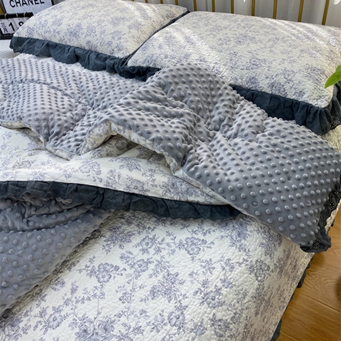 91家纺网 家纺一手货源 找家纺 暖居 2024新款豆豆被四件套 白山茶