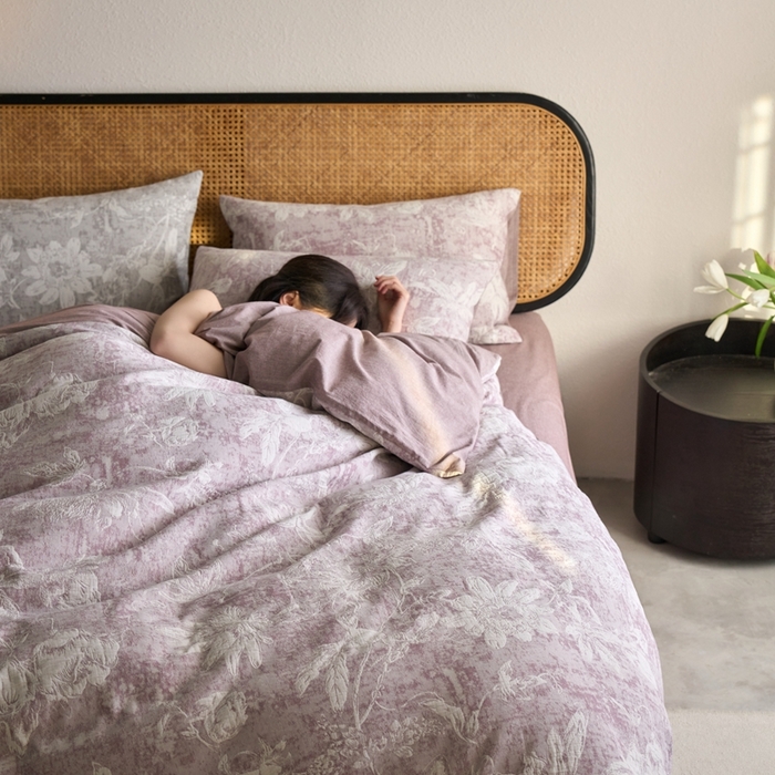 91家纺网 家纺一手货源 找家纺 安莱生活 2025新款蔷薇物语色织双层纱大提花基础款四件套 蔷薇物语-雾霾紫