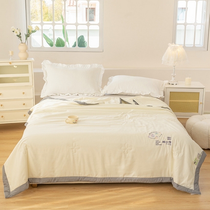 91家纺网 家纺一手货源 找家纺 澳洲羽 2024新款泡芙棉夏被 云初黄