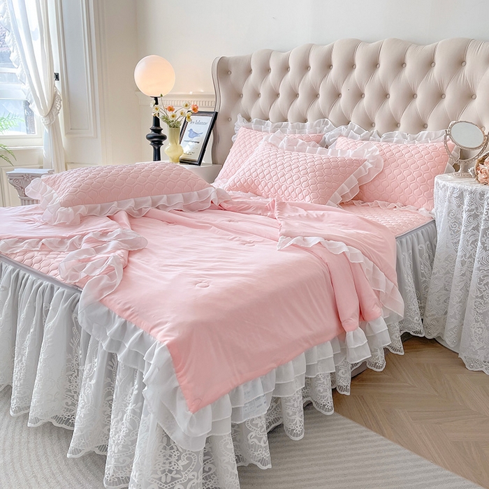 91家纺网 家纺一手货源 找家纺 虹星家纺 2024新款凉感丝印花可拆床裙套件-夏被凉席四件套 仙女粉