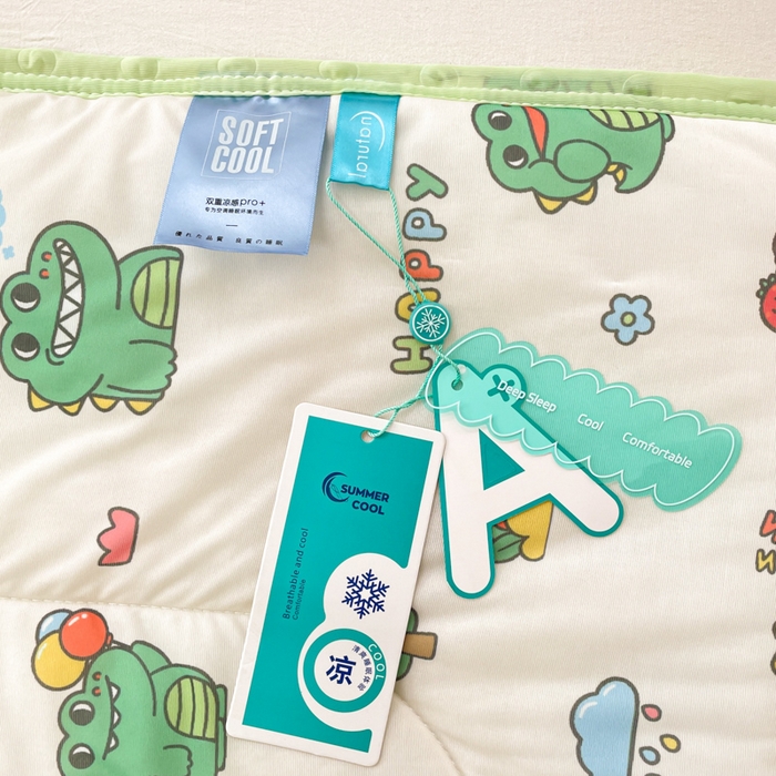 91家纺网 家纺一手货源 找家纺 美梦里 2024新款凉豆豆夏被空调被印花卡通库洛米夏凉被子 呆萌恐龙