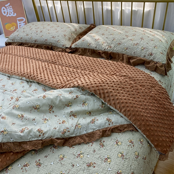 91家纺网 家纺一手货源 找家纺 暖居 2024新款豆豆被四件套 摩登浅咖