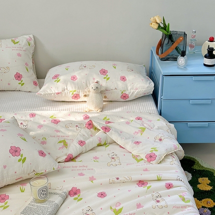 91家纺网 家纺一手货源 找家纺 （总）TT.one 塔塔家居 2025新款有氧泡泡棉云朵皱皱棉小花边夏被