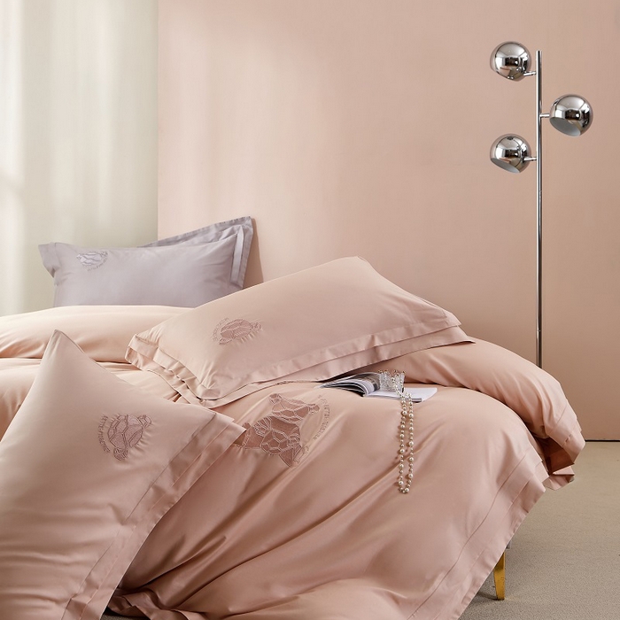 91家纺网 家纺一手货源 找家纺 LADY COCO 2024新款全棉翻盖式三边拉链四件套-东方好棉冠军熊系列 卡其色